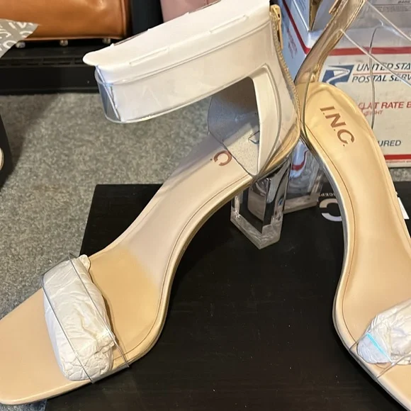 INC makennap clear call heel shoes NEW - Picture 3 of 11